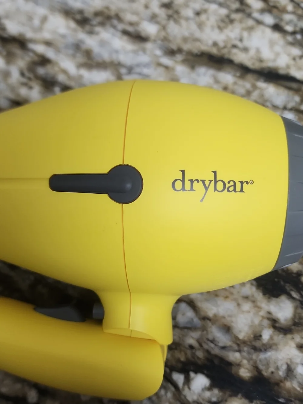Drybar Buttercup Travel Blowdryer. - Picture 3 of 14